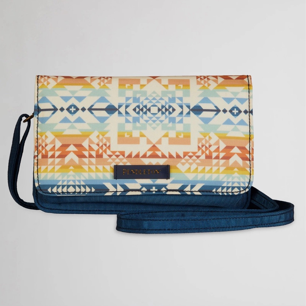 Pendleton cross body wallet